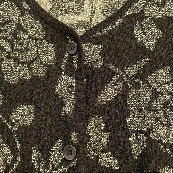 Jones New York Black Dark Floral Sweater Cardigan Size Medium Stretch Vintage - Picture 9 of 9